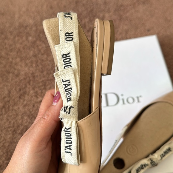 J’adior pointy flat nude 7.5 - Picture 6 of 9